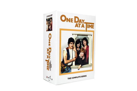 La scatola su ordinazione di DVD fissa il film dell'America la serie completa l'un giorno per volta la serie completa fornitore